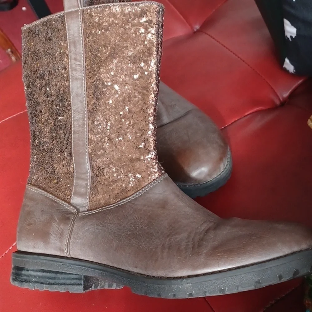Kenneth Cole Reaction Rose Gold & Brown Sparkle-k boot Big Girls Sz 5.5